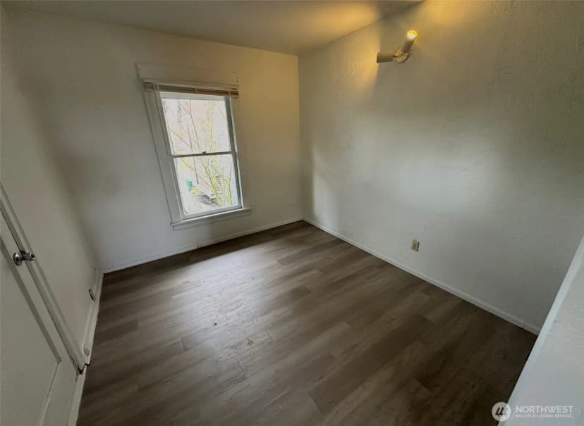 Property photo for 807 N 49th Street, Seattle photo 25