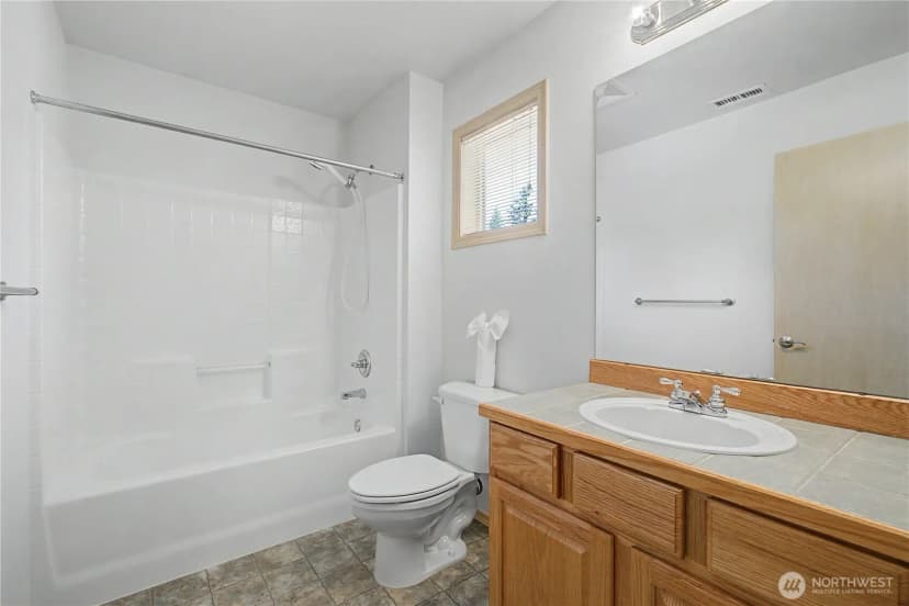 Property photo for 1242 Griggs, Dupont photo 9
