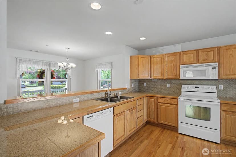 Property photo for 1242 Griggs, Dupont photo 3