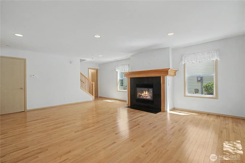 Property photo for 1242 Griggs, Dupont photo 7