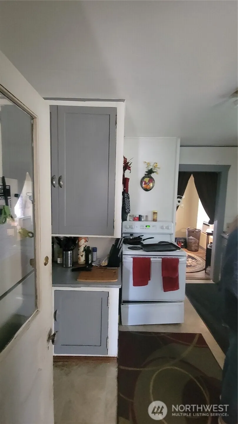 Property photo for 107 1st Street, Morton photo 9