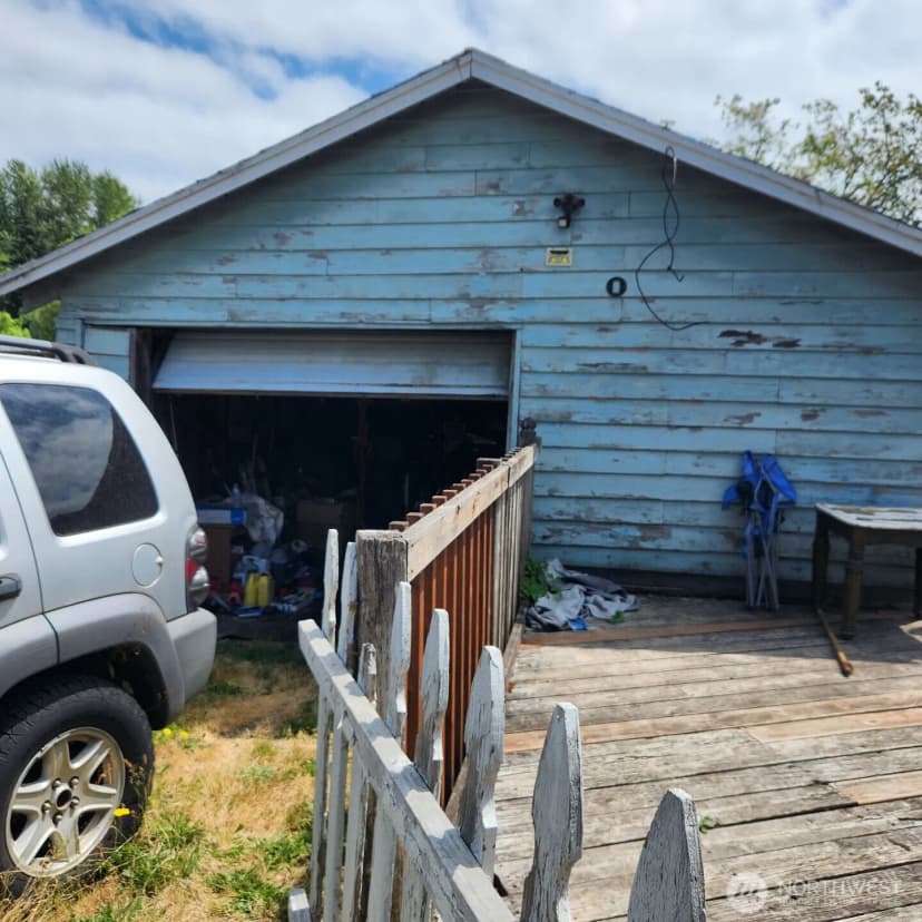 Property photo for 107 1st Street, Morton photo 16