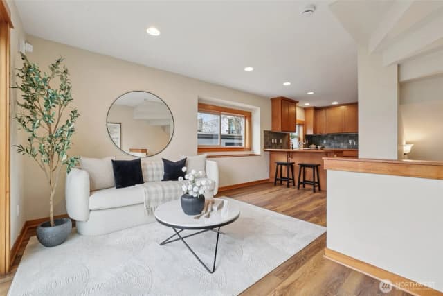Property photo for 9047 17th Avenue Sw #a, Seattle