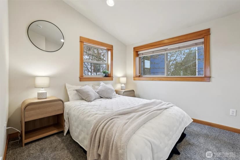 Property photo for 9047 17th Avenue Sw #a, Seattle photo 19