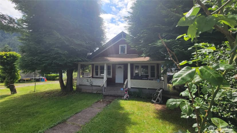 Property photo for 252 4th Street, Morton photo 15