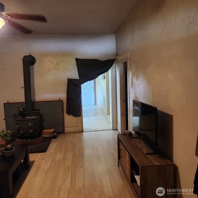 Property photo for 252 4th Street, Morton photo 3