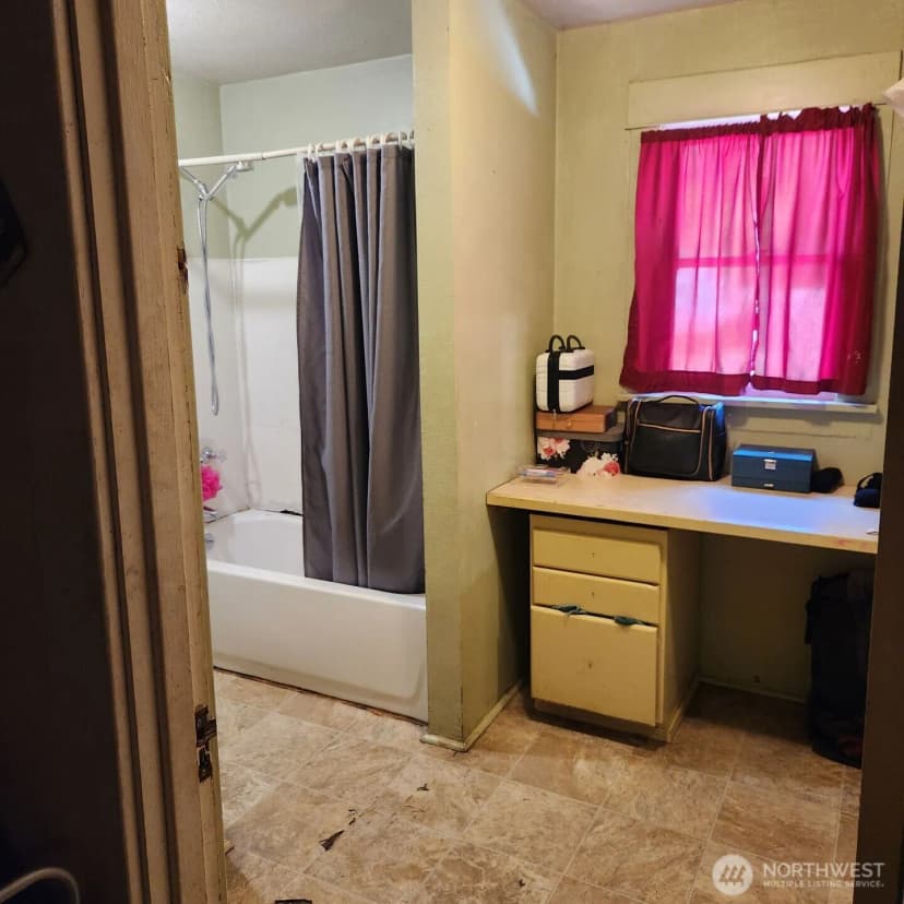 Property photo for 252 4th Street, Morton photo 11