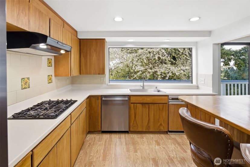 Property photo for 1339 Coral Drive, Fircrest photo 16