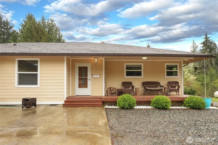 Property photo for 14619 128th Avenue Nw, Gig Harbor photo 2