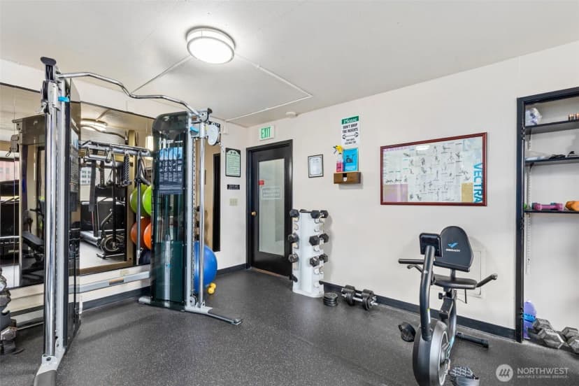 Property photo for 2100 3rd Avenue #802, Seattle photo 26