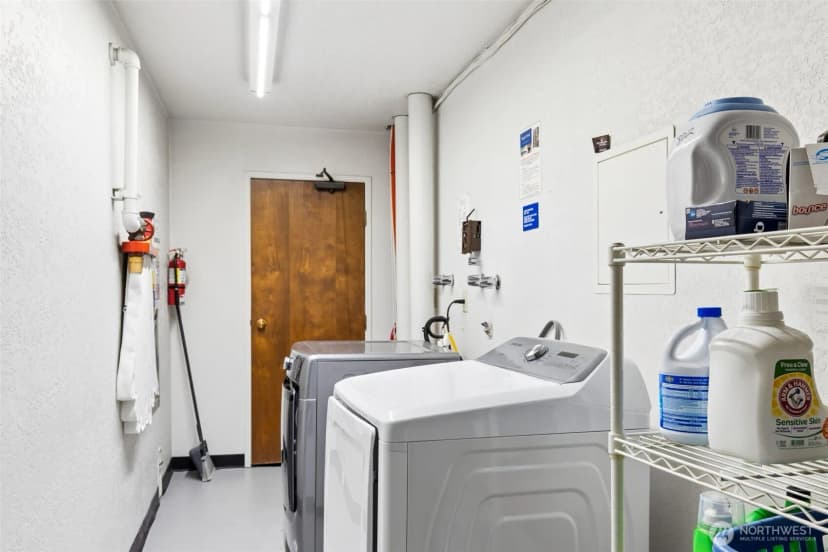 Property photo for 2100 3rd Avenue #802, Seattle photo 34
