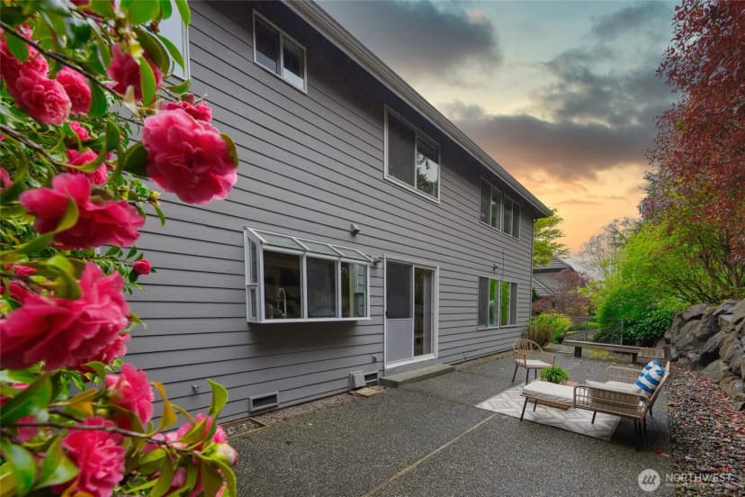 Property photo for 3877 113th Avenue Ne, Bellevue photo 31