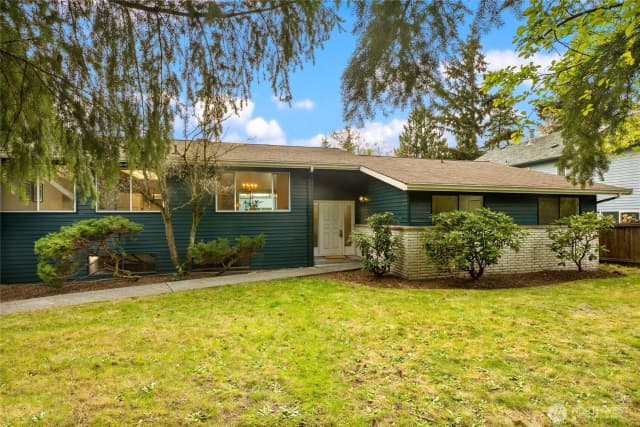 Property photo for 12511 37th Avenue Ne, Seattle