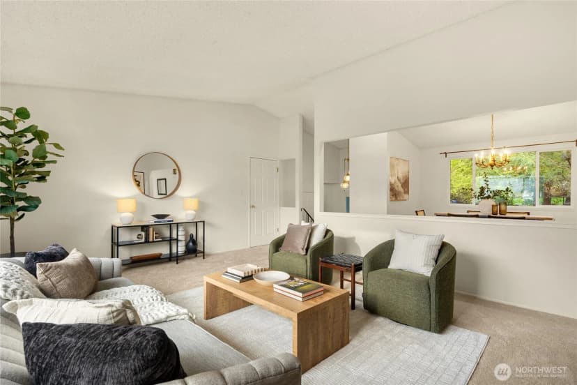 Property photo for 12511 37th Avenue Ne, Seattle photo 9