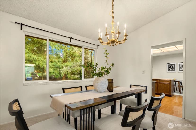 Property photo for 12511 37th Avenue Ne, Seattle photo 17