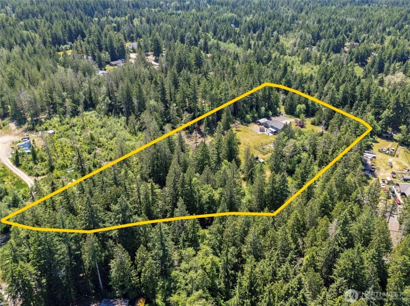 Property photo for 200 Peter Hagen Road Nw, Seabeck photo 3