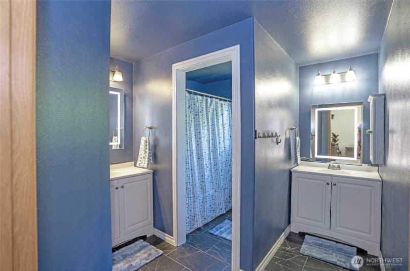 Property photo for 200 Peter Hagen Road Nw, Seabeck photo 22