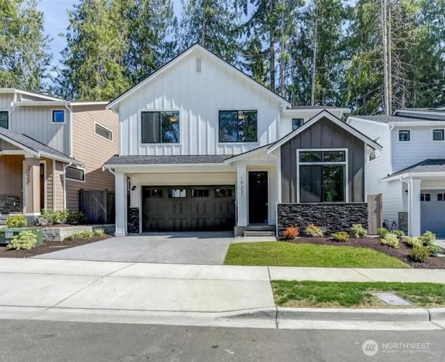 Property photo for 19231 Meridian Drive Se #cw 13, Bothell