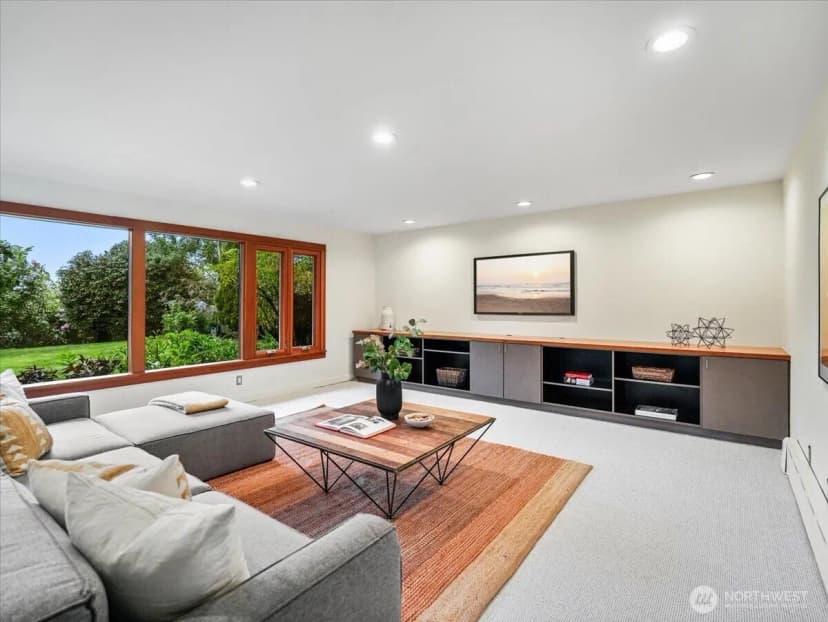 Property photo for 11501 4th Avenue Nw, Seattle photo 29