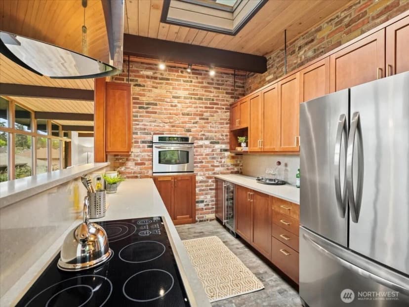 Property photo for 11501 4th Avenue Nw, Seattle photo 11