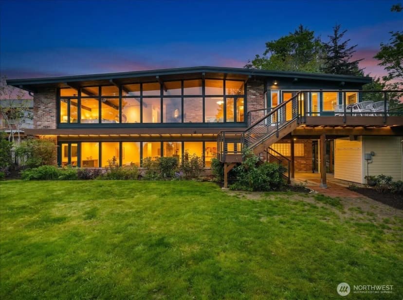 Property photo for 11501 4th Avenue Nw, Seattle photo 2