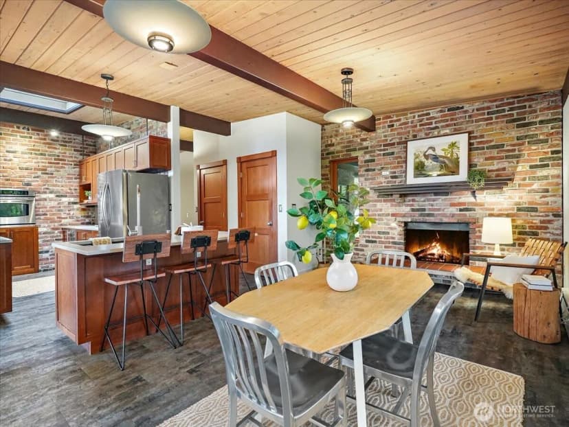 Property photo for 11501 4th Avenue Nw, Seattle photo 17