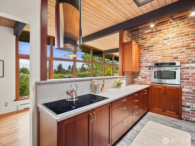 Property photo for 11501 4th Avenue Nw, Seattle photo 10