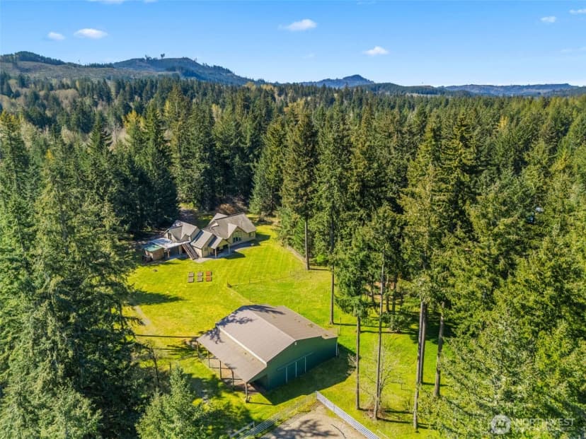 Property photo for 14723 Mcintosh Lane Se, Tenino photo 2