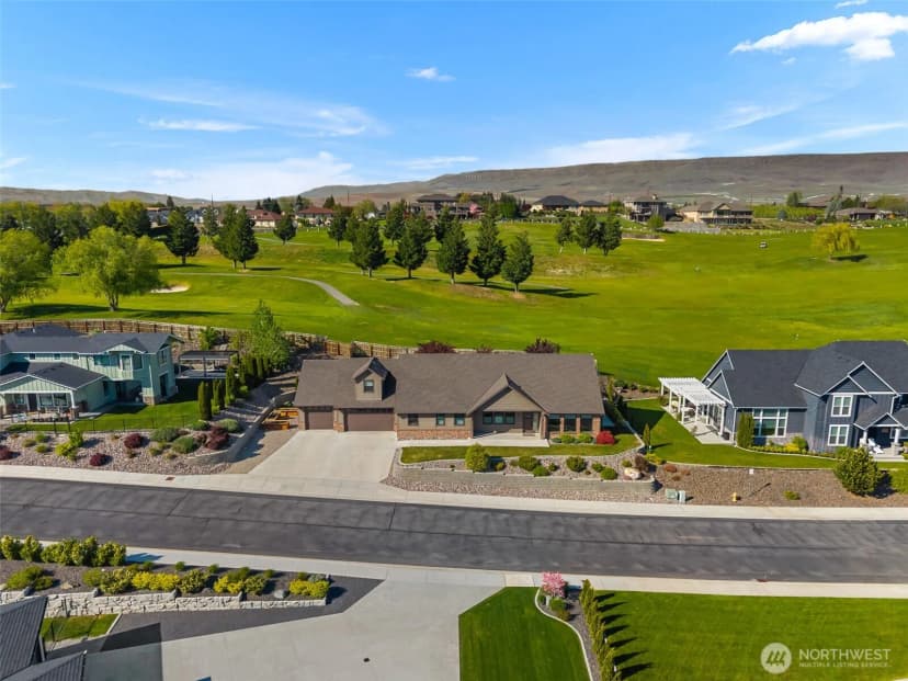 Property photo for 2741 Se Falcon View Drive, East Wenatchee photo 40