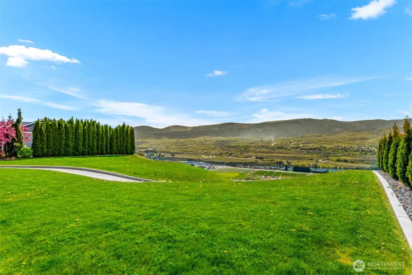 Property photo for 2741 Se Falcon View Drive, East Wenatchee photo 38