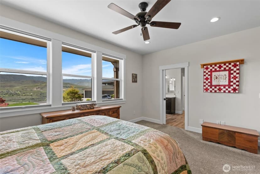 Property photo for 2741 Se Falcon View Drive, East Wenatchee photo 21