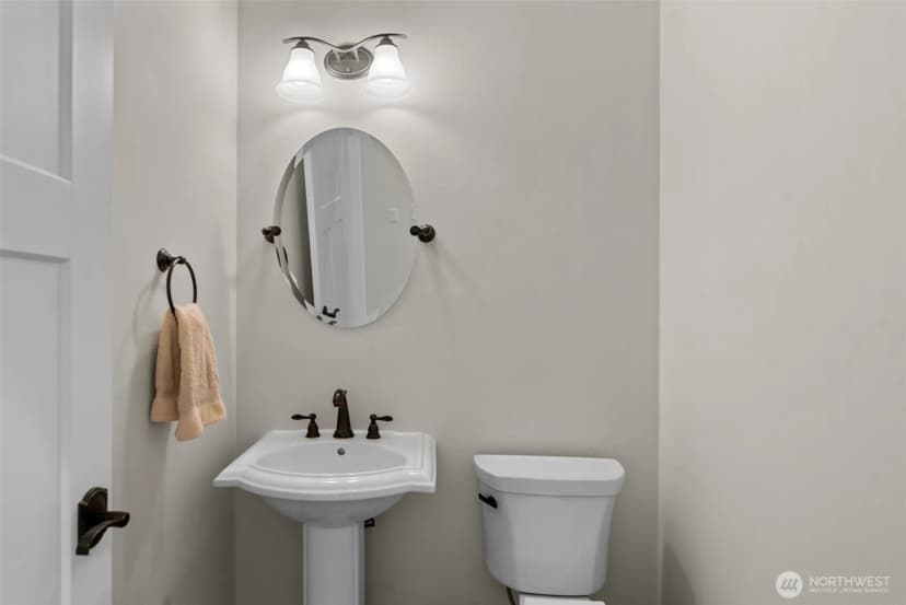 Property photo for 2741 Se Falcon View Drive, East Wenatchee photo 11