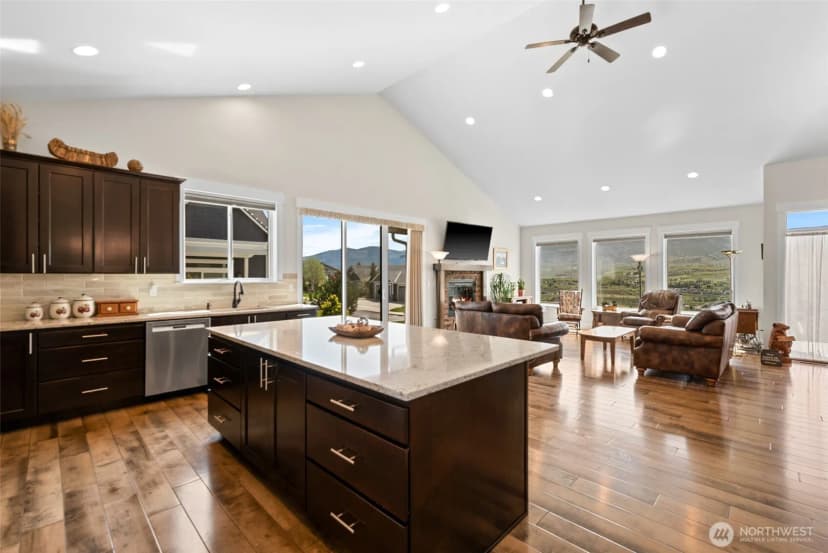 Property photo for 2741 Se Falcon View Drive, East Wenatchee photo 14