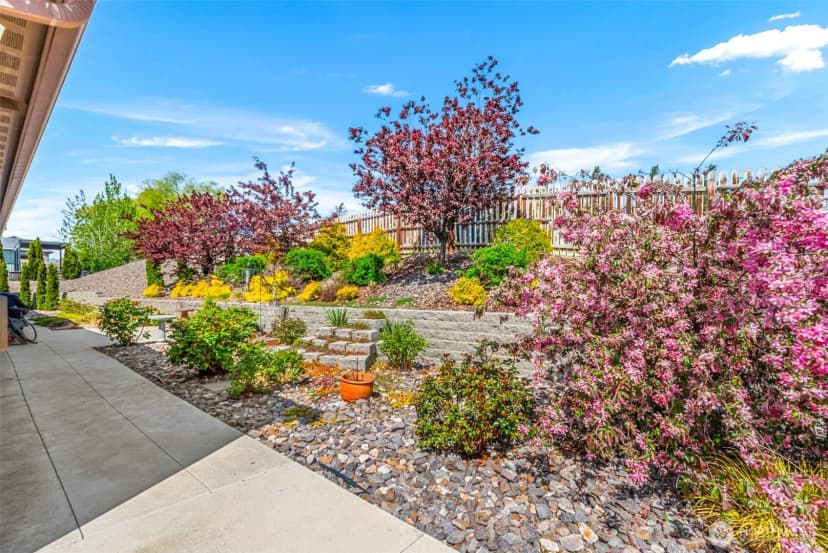Property photo for 2741 Se Falcon View Drive, East Wenatchee photo 35