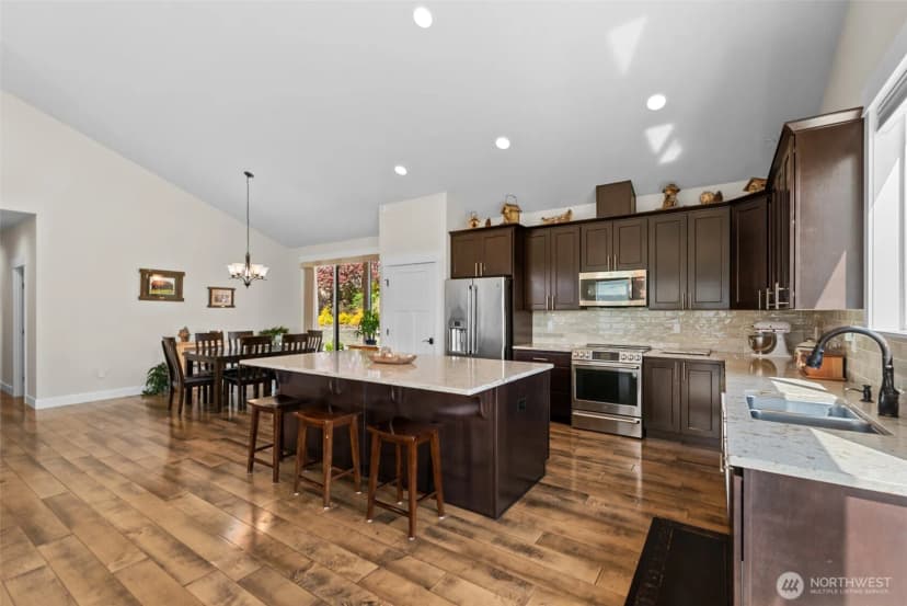 Property photo for 2741 Se Falcon View Drive, East Wenatchee photo 13