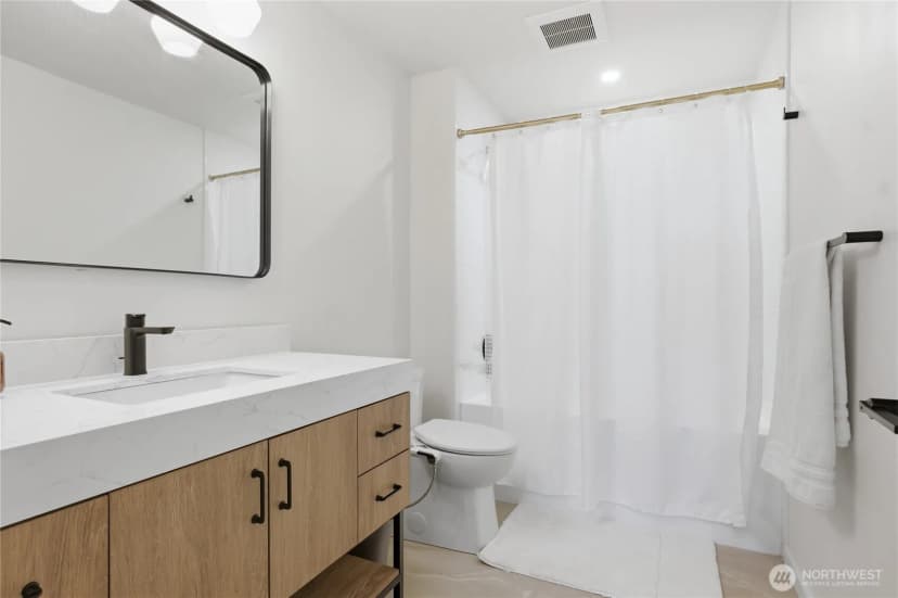 Property photo for 18174 Brittany Drive Sw, Normandy Park photo 28