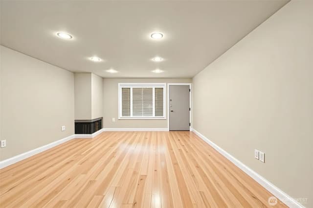 Property photo for 2939 76th Avenue Se #41b, Mercer Island photo 3