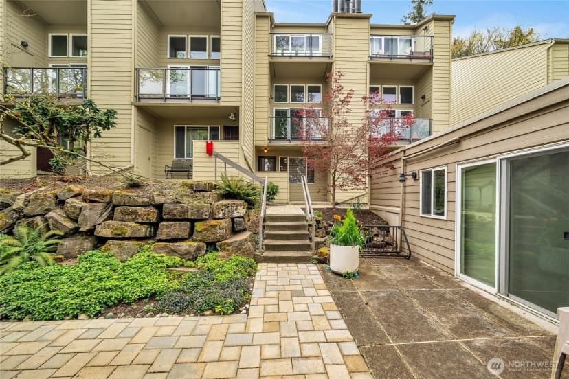 Property photo for 2939 76th Avenue Se #41b, Mercer Island photo 15