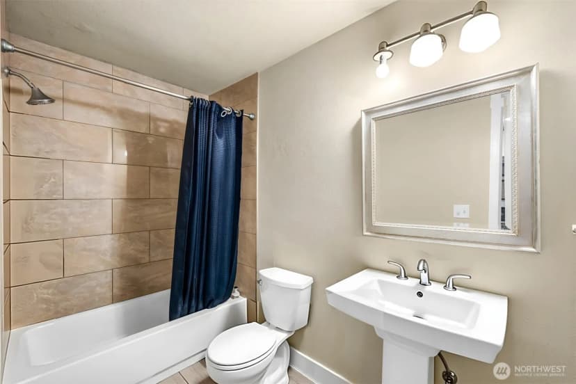 Property photo for 2939 76th Avenue Se #41b, Mercer Island photo 11