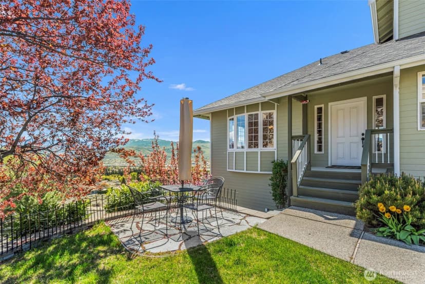 Property photo for 591 Daniels Drive Ne, East Wenatchee photo 6