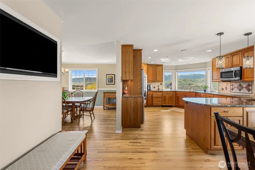 Property photo for 591 Daniels Drive Ne, East Wenatchee photo 10