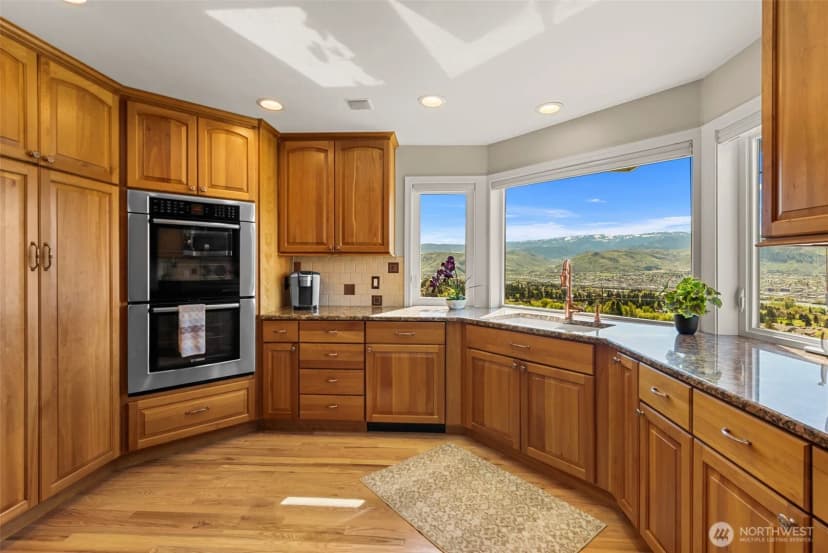 Property photo for 591 Daniels Drive Ne, East Wenatchee photo 14
