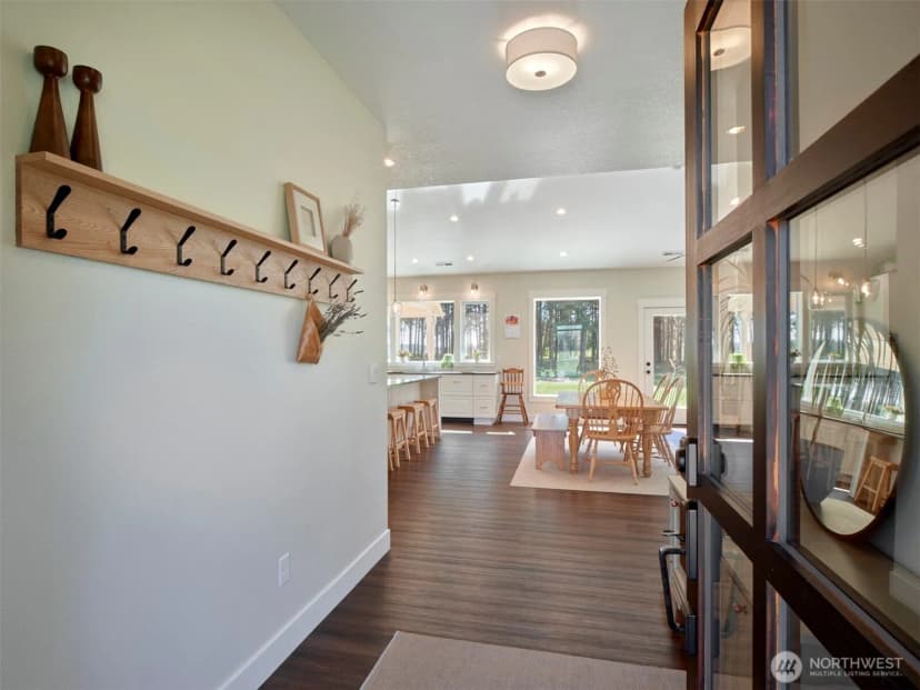 Property photo for 215 Bear Creek Lane, Winlock photo 4