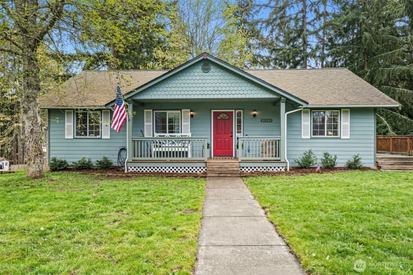 Property photo for 17511 Scenic Shores Court Se, Yelm