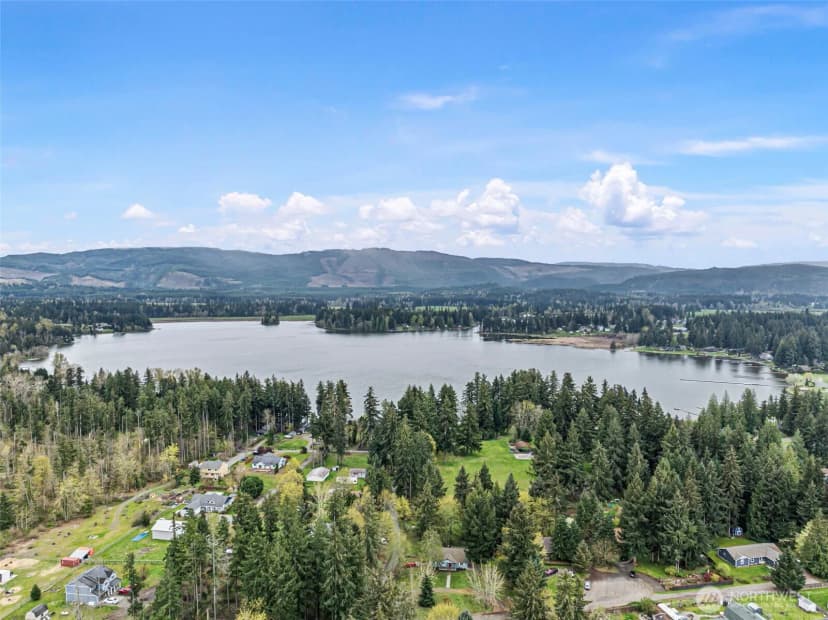 Property photo for 17511 Scenic Shores Court Se, Yelm photo 37