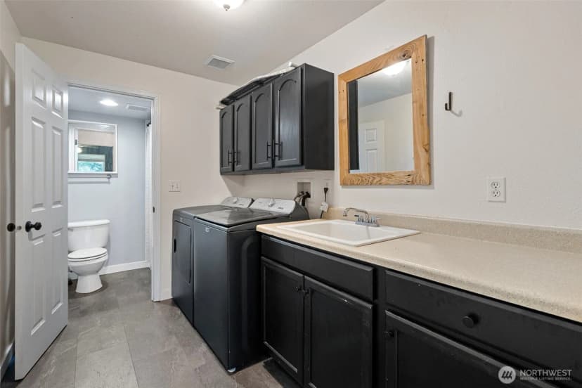Property photo for 17511 Scenic Shores Court Se, Yelm photo 21