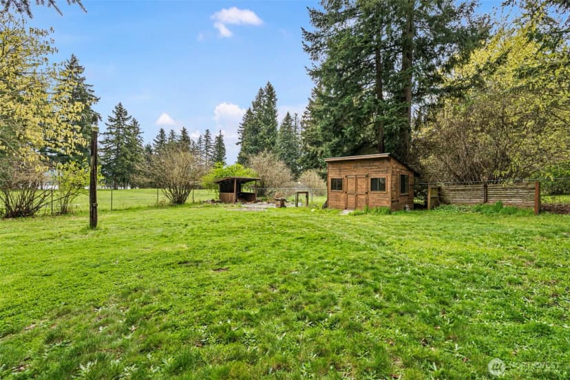 Property photo for 17511 Scenic Shores Court Se, Yelm photo 29