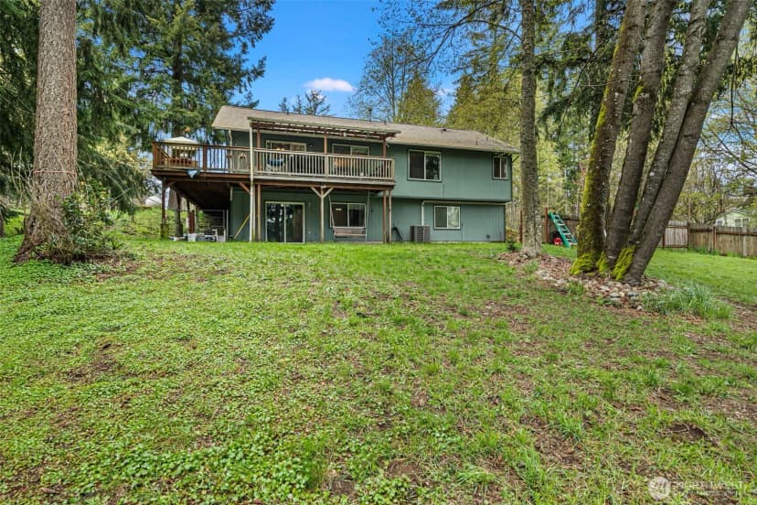 Property photo for 17511 Scenic Shores Court Se, Yelm photo 25