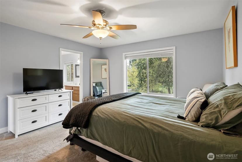 Property photo for 17511 Scenic Shores Court Se, Yelm photo 16