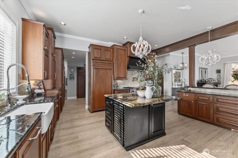 Property photo for 3300 S Lakeshore Rd, Chelan photo 14